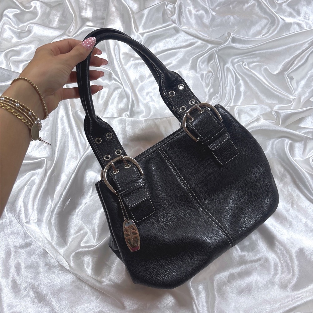 y2k Tignanello Shoulder Bag Black Fair Buckle Grommet Leather Handbag
